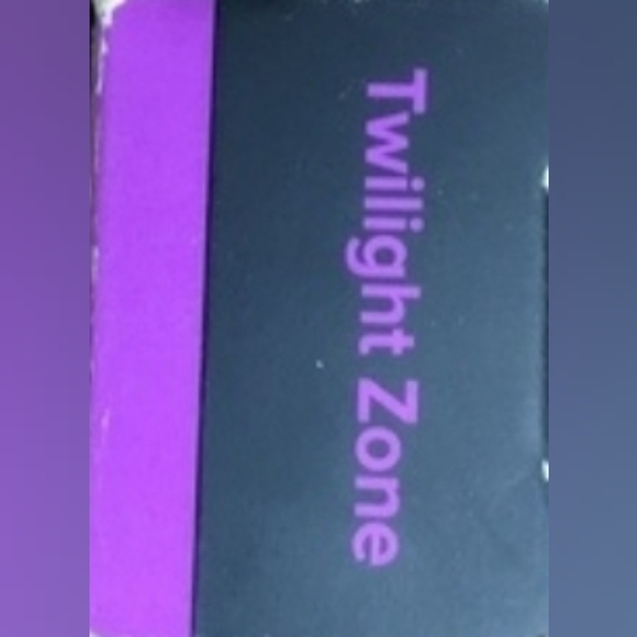 Too face melted latex lipstick In twilight zone, New No Box - Picture 2 of 5